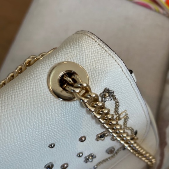 Coach Bag - Picture 3 of 5